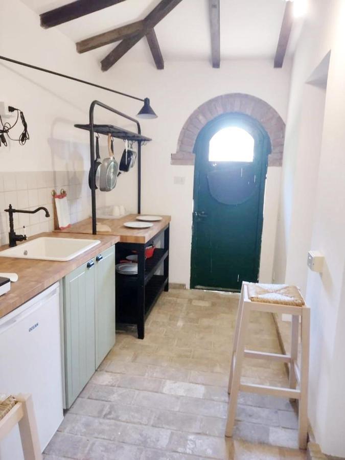 Relais Casale Il Poggetto - Oleandri By Zoom In Earth Lejlighed Cecina  Eksteriør billede